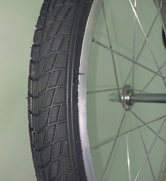 16" Vorderrad silber bereift mit Reifen 16x1,75 Street-Profil 47-305